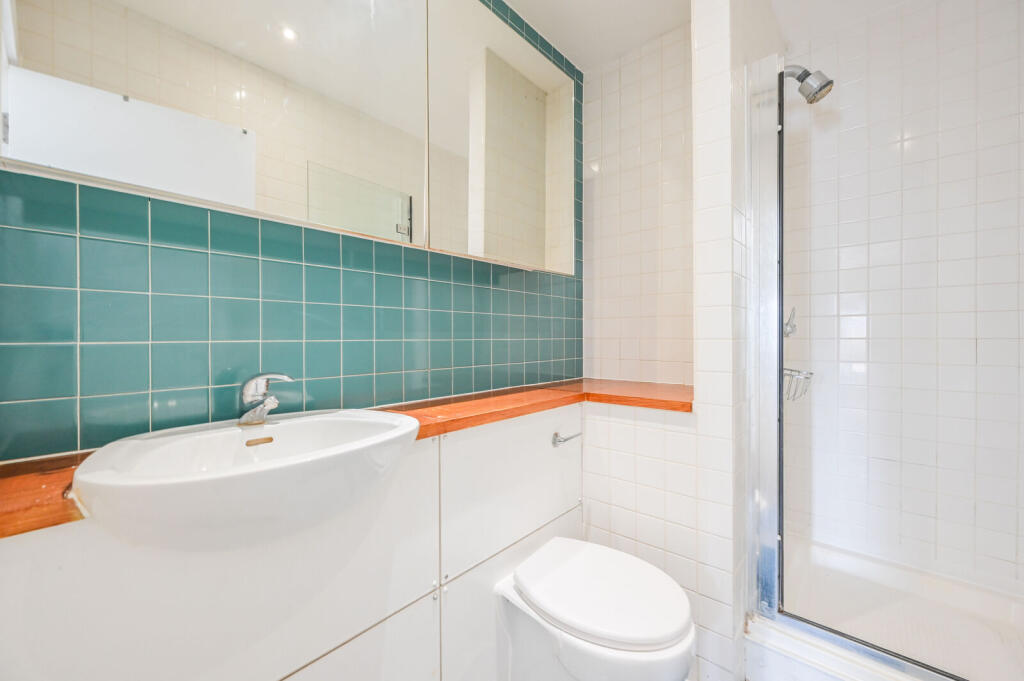 Apartment in London - More
