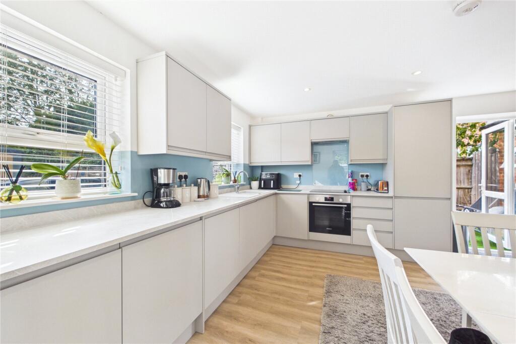 Apartment in Reading - More