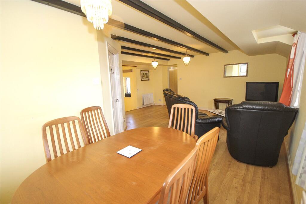 Bay Court, Seaton, Devon, EX12 photo 4