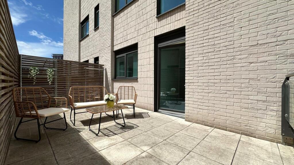 Apartment in London - View 3