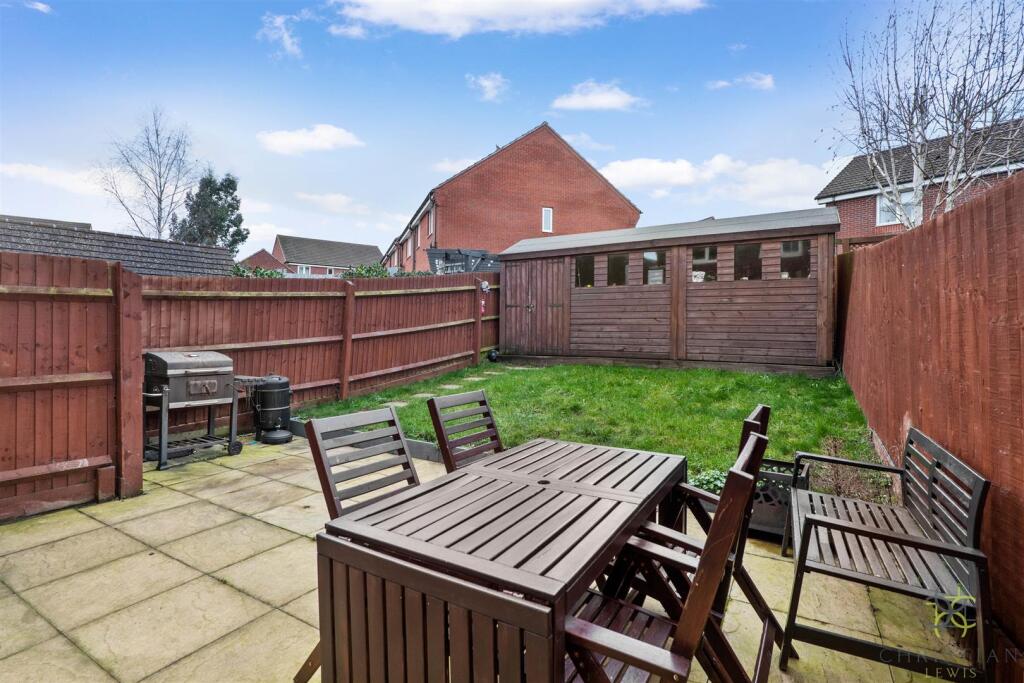 House in Worcester - View 4