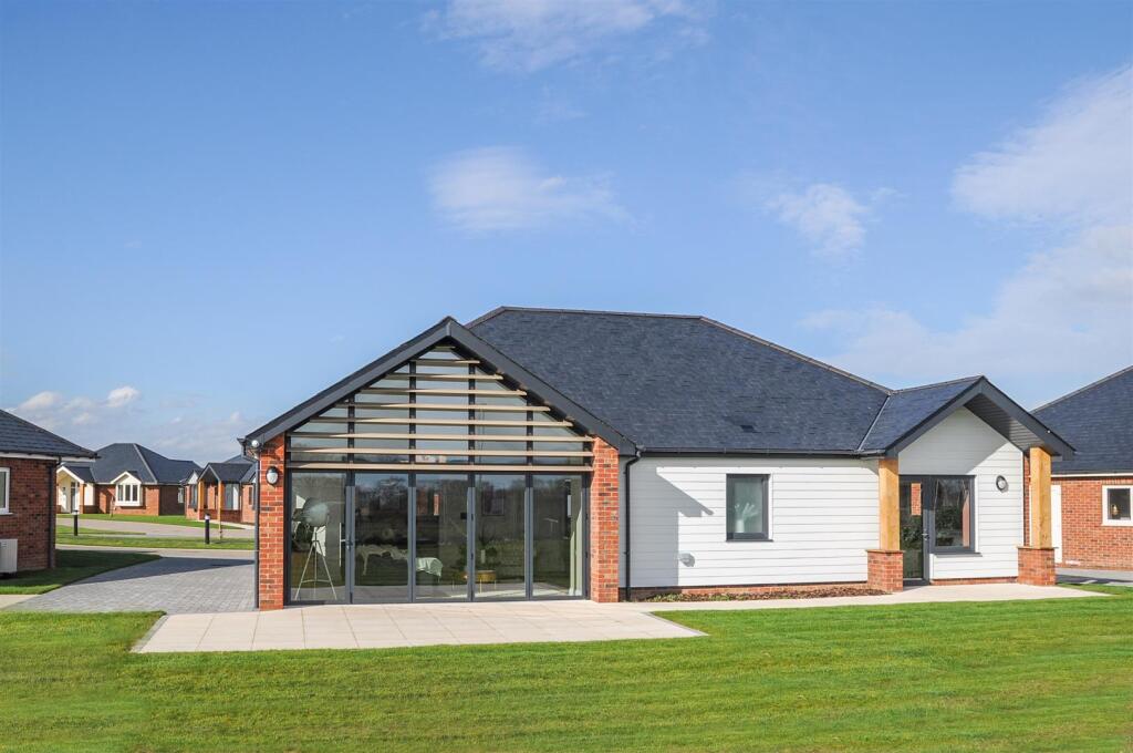 Plot 36, Burnham Waters photo 2