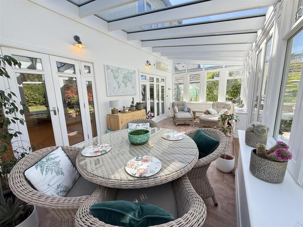 Pine Road, Heswall, Wirral photo 4
