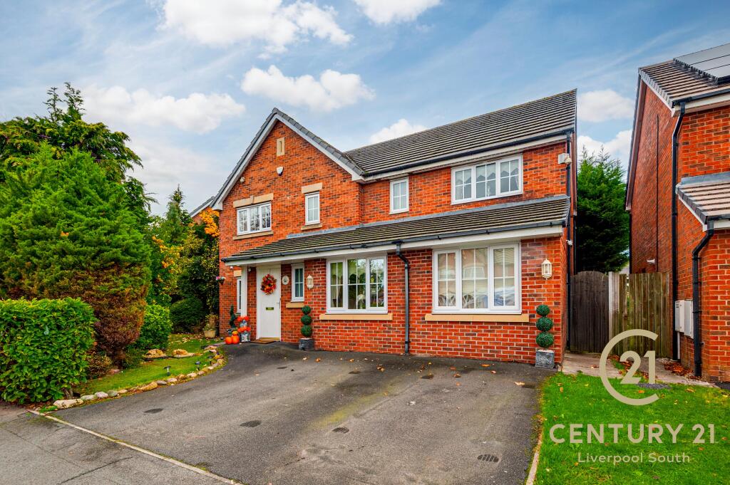 Main image of property: Lightoaks Drive, Halewood, Liverpool, L26