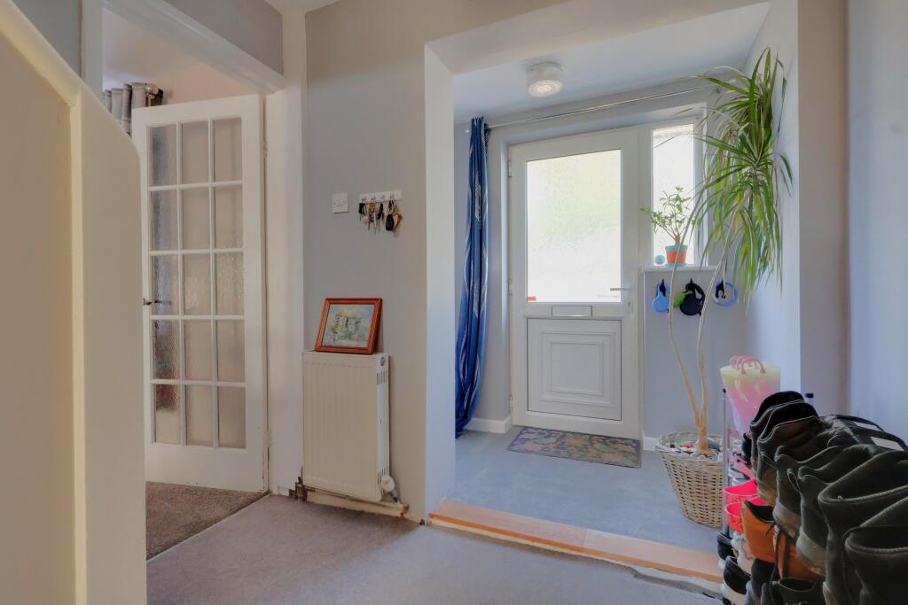 House in Havant, West Leigh - View 2