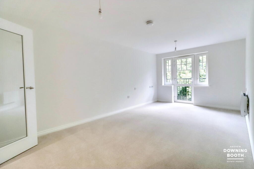 Apartment in Walsall - More