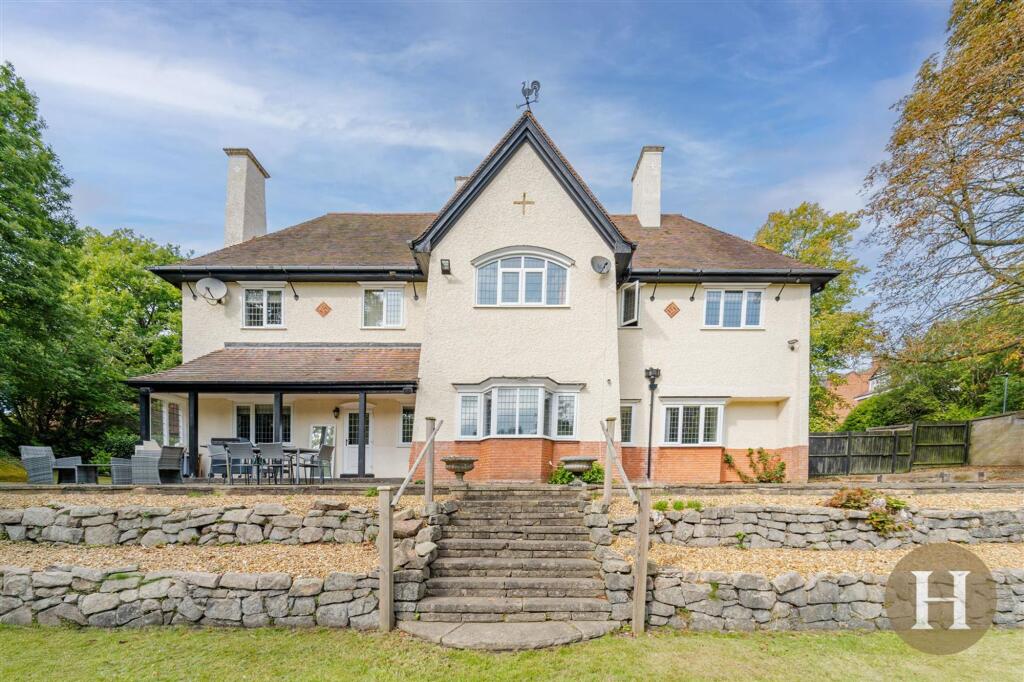 House in Birmingham, The Calthorpe Estate, Harborne - View 3