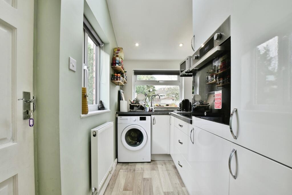 Vaudrey Drive, Timperley, Altrincham, Greater Manchester, WA15 – pohled 6