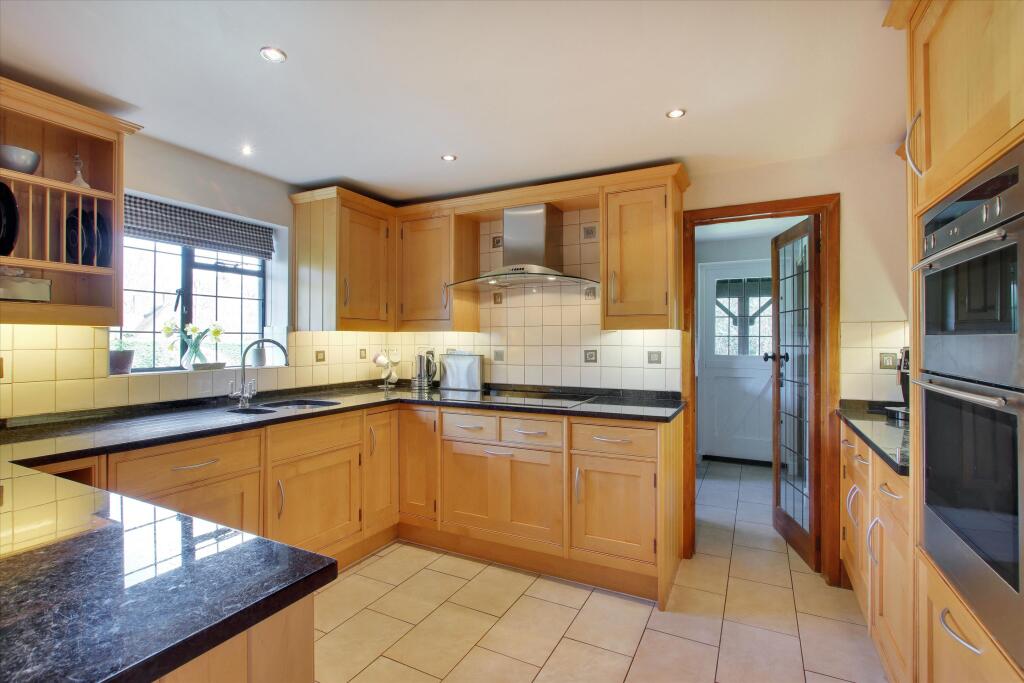 House in Tonbridge - More