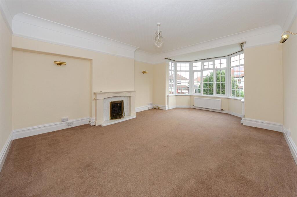Whitehall Road, Rhos on Sea, Colwyn Bay, Conwy, LL28 photo 3