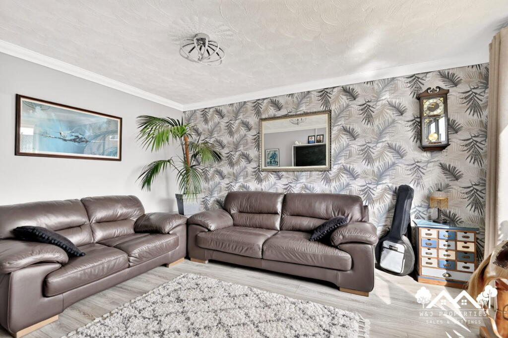 House in Hyndburn, Woodnook - View 4