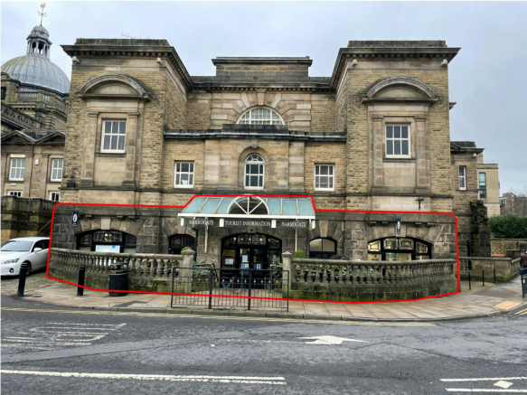 Frontage with Red Line.png