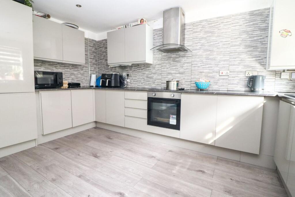 Apartment in Kempston, Bedford - View 2