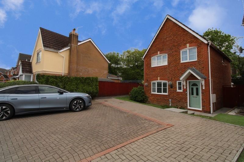 Main image of property: Rhodfa'r Coed, Maesteg, Bridgend. CF34 9GE