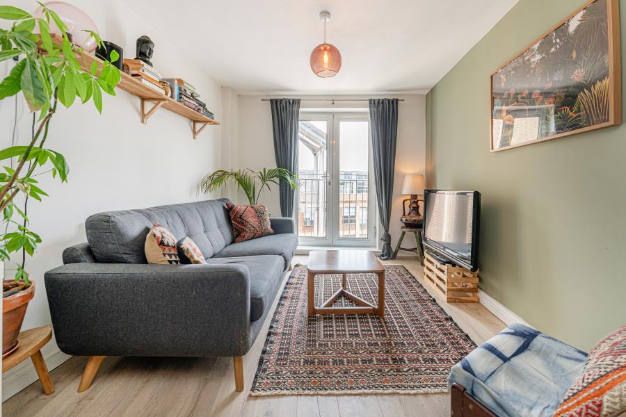 2 bedroom flat for rent