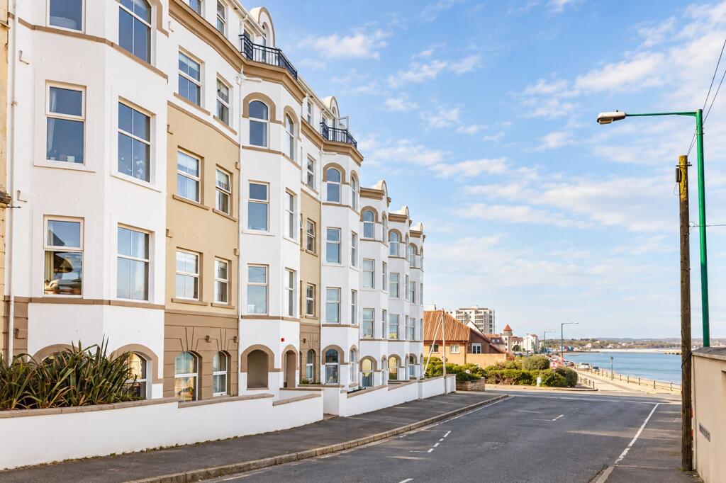 Apartment in Ramsey, Garff - View 5