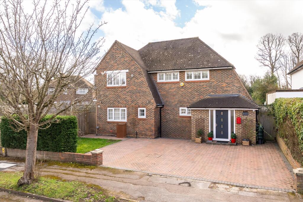Main image of property: Evelyn Way, Stoke d'Abernon, Cobham, Surrey KT11