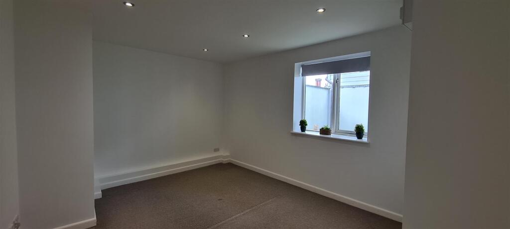 Main image of property: Flat 8, Lantern Court, High Street, Ely