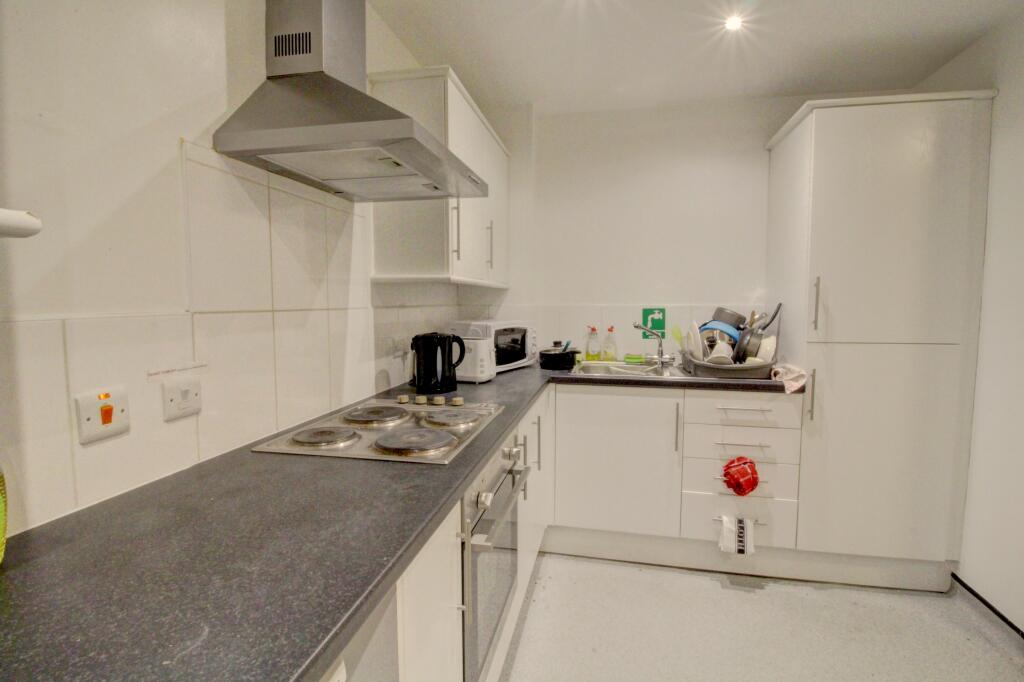 Additional image 4 of Longside Lane, Bradford, BD7