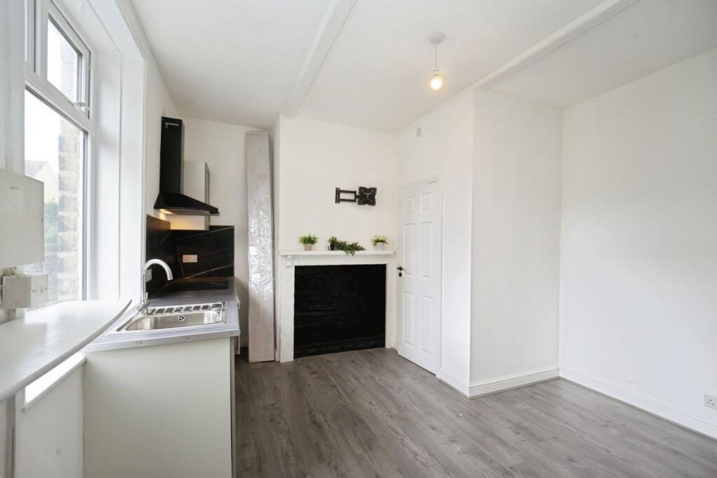 Westgate, Eccleshill, Bradford, BD2 photo 3
