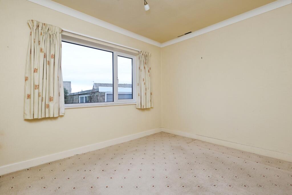 Additional image 7 of Ogden Crescent, Bradford, BD13