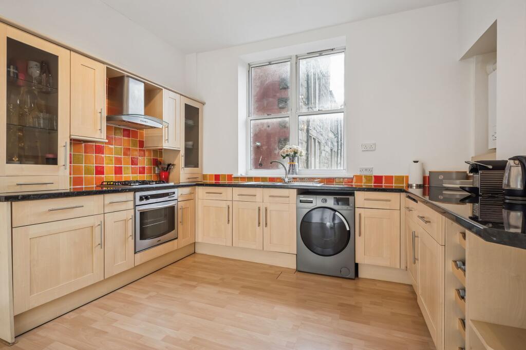 Apartment in Glasgow, Partickhill, Hyndland - View 4