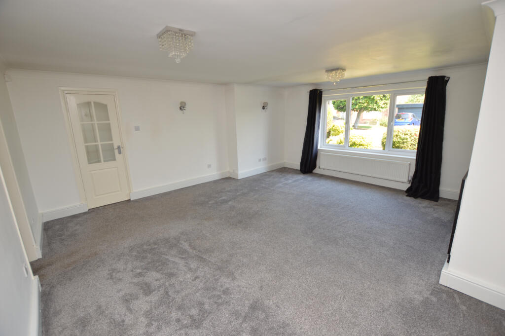 Standish Avenue, Billinge, WN5 photo 3