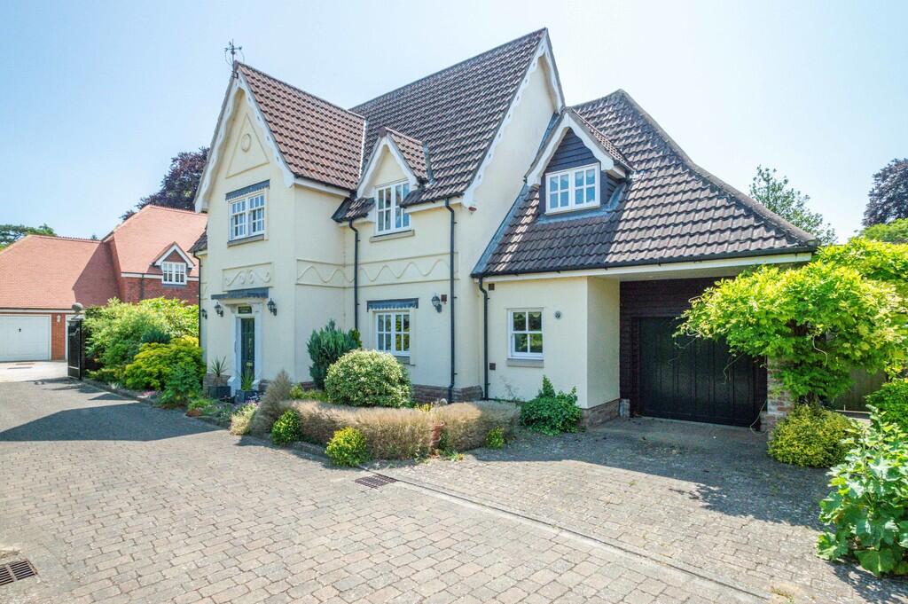 Main image of property: Newmarket, Suffolk