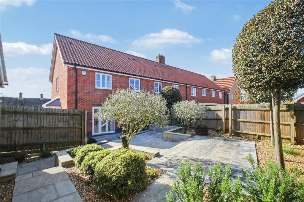 Main image of property: Carrington Close, Poringland, Norwich, Norfolk, NR14