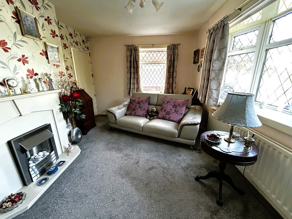 Walsall Road, Wednesbury, West Midlands, WS10 - View 2