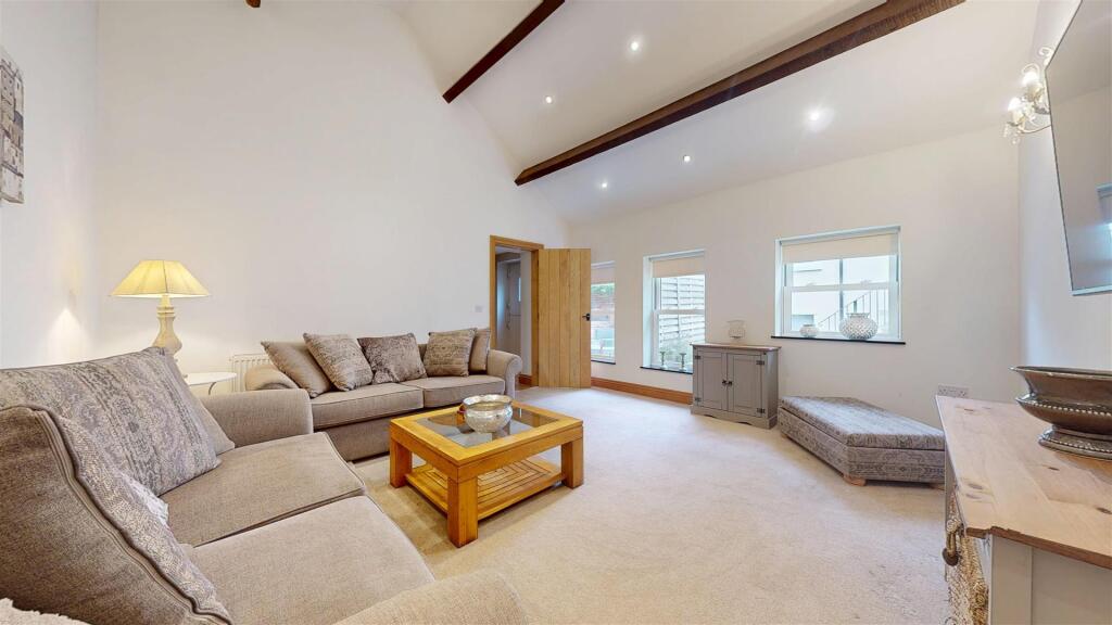 House in Preston - View 5