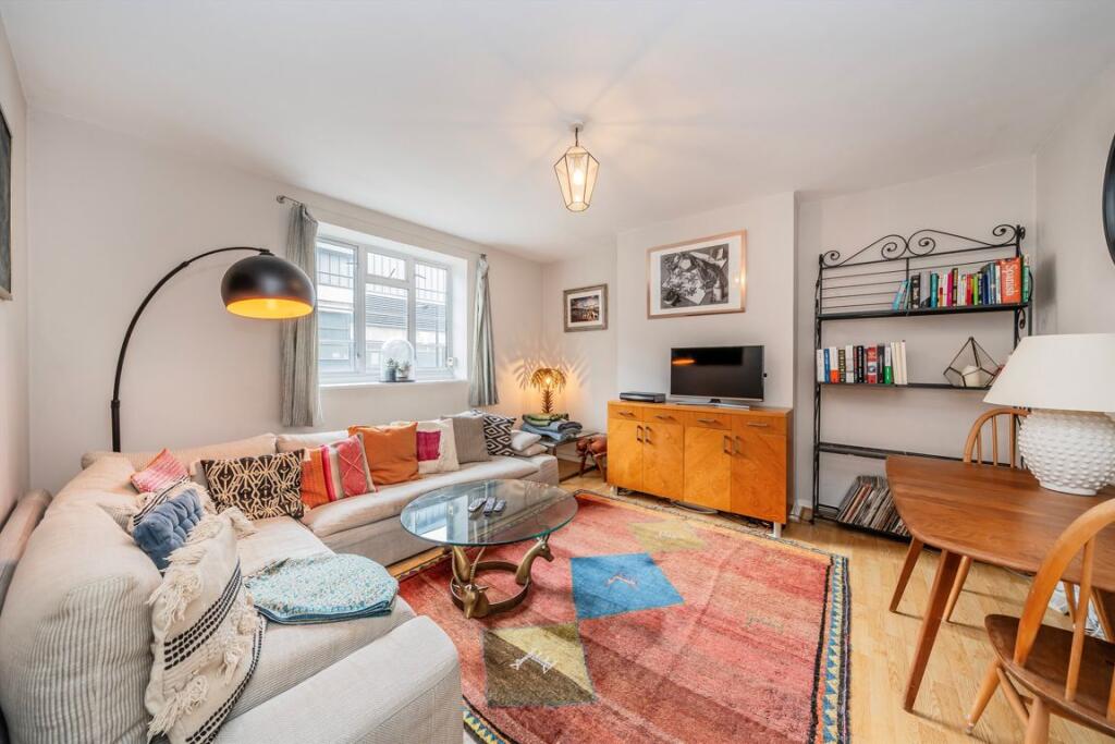 Apartment in London - View 2