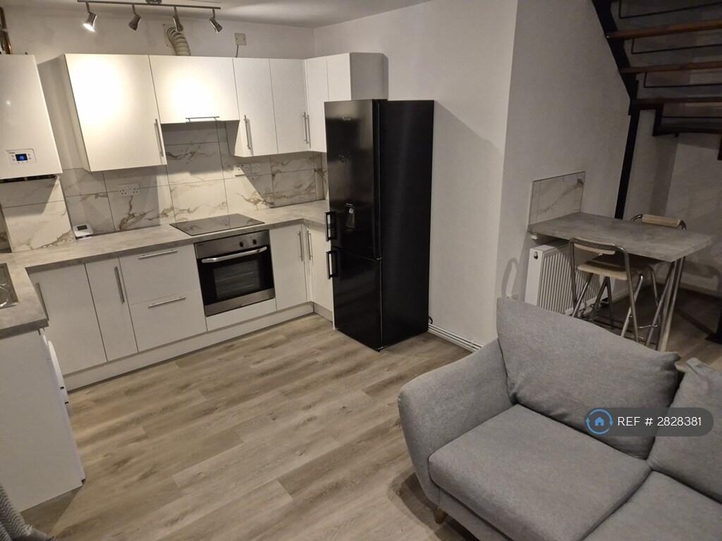 Main image of property: Lindsey Court, Lincoln, LN5