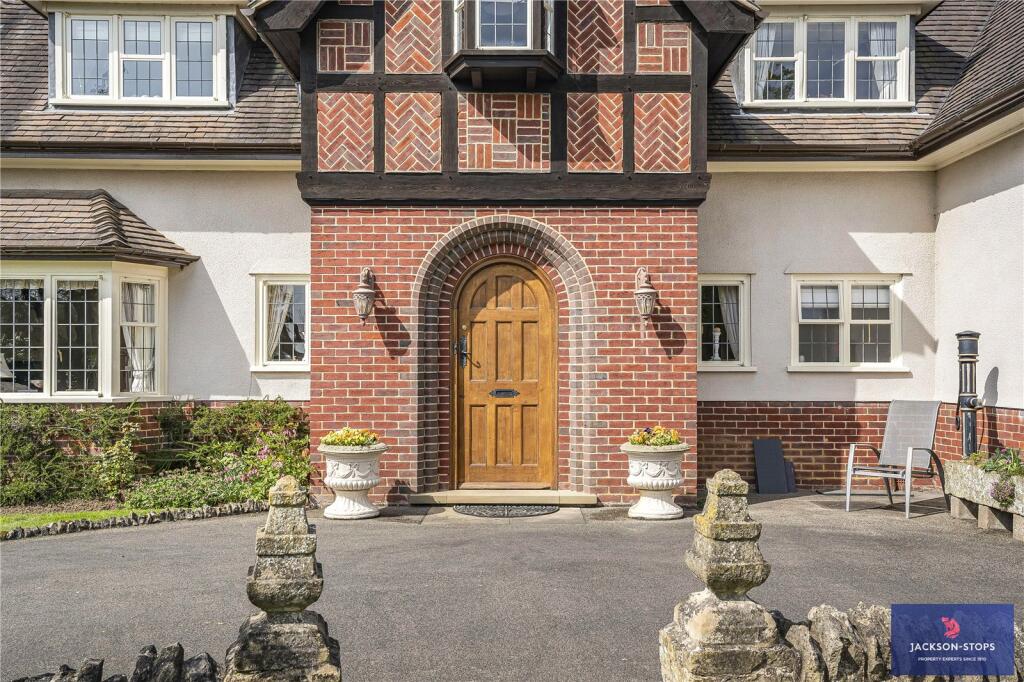 Warkton Lane, Barton Seagrave, Kettering, Northamptonshire, NN15 photo 3