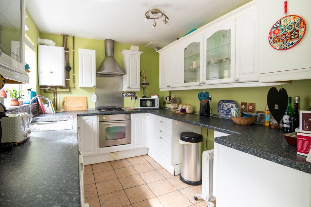 London Road, Little Irchester, NN8 - View 3