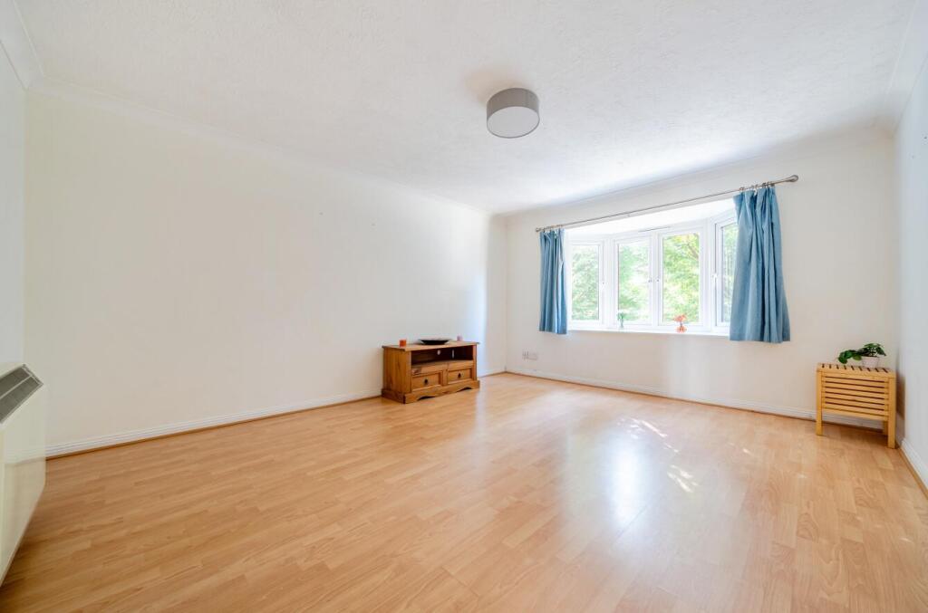 Apartment in London - View 5