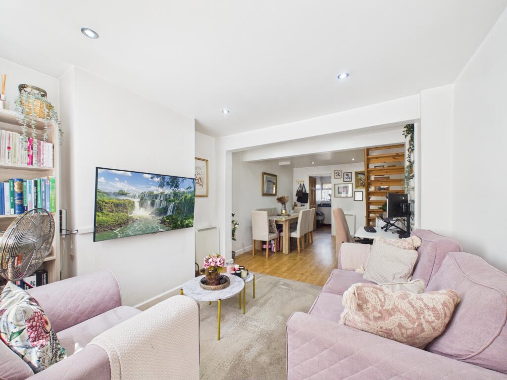 Main image of property: Western Road, West Reading, Reading, RG1