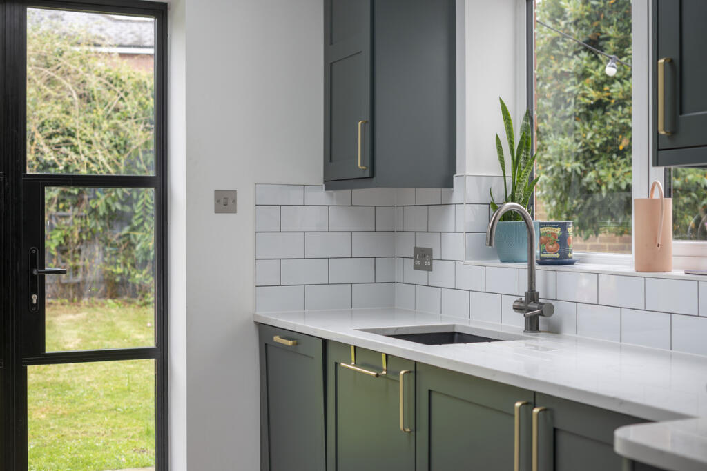 House in Braintree, Kelvedon - More