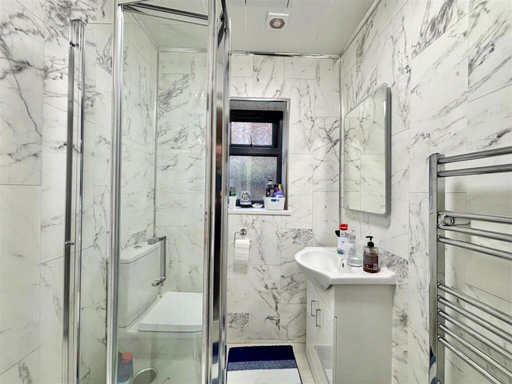 Additional image 12 of Damson Court, Clayton, Bradford