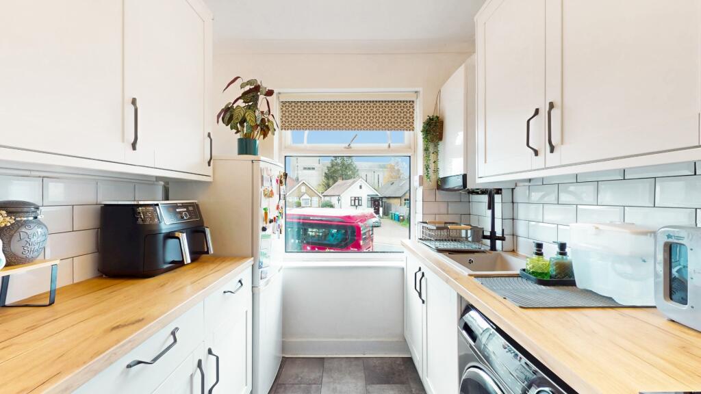Apartment in London, Rayners Lane - More