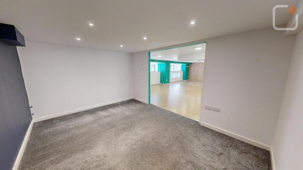 12 Arundel Street 15