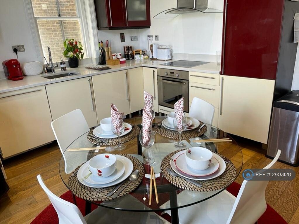 3 bedroom flat for rent