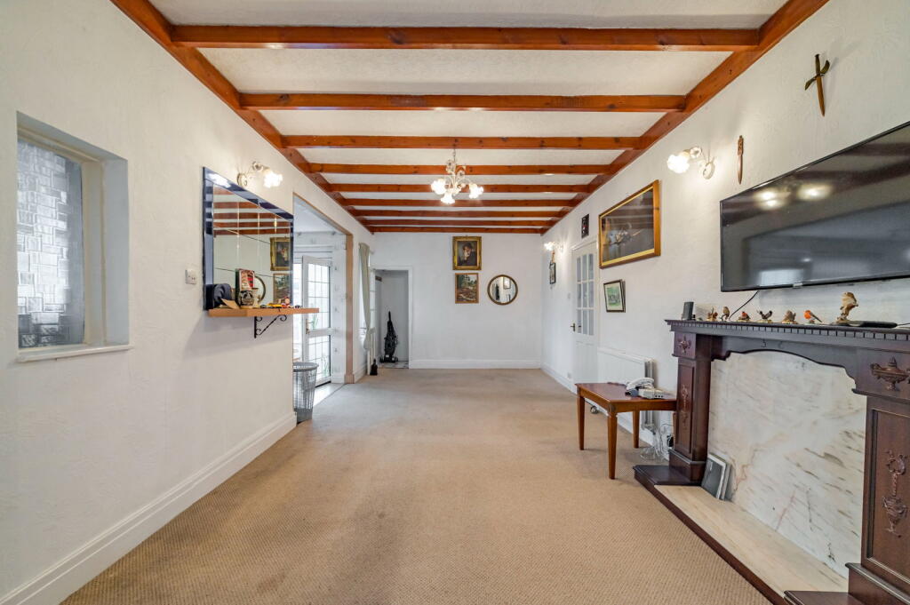 House in Tameside, Greater Manchester - View 3