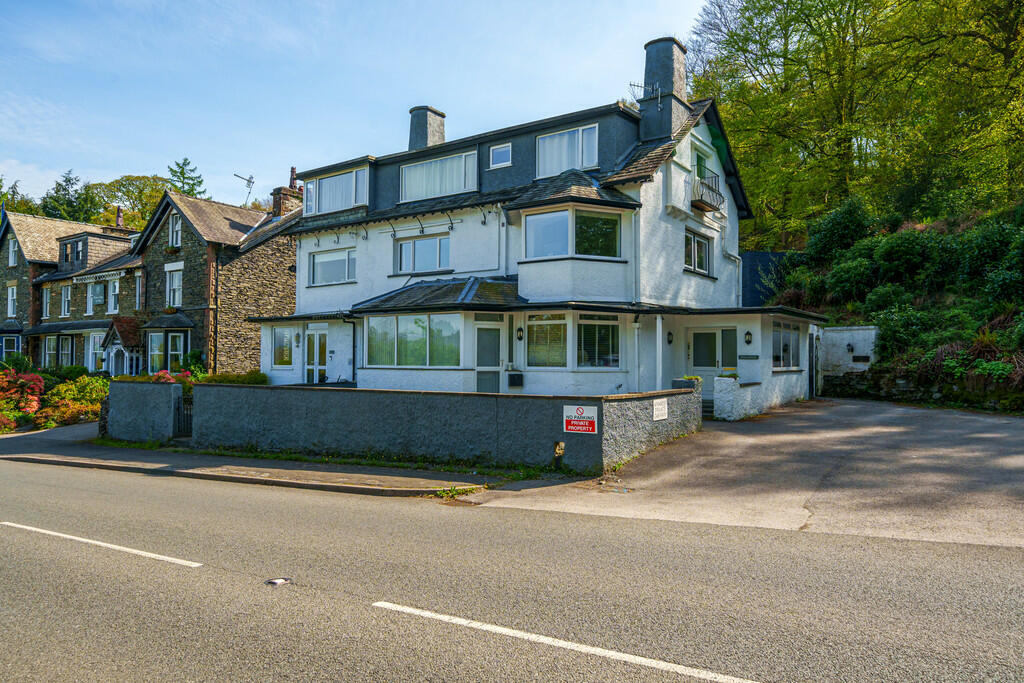 Flat 6 Winander, Ferry View, Bowness-on-Windermere, LA23 3JB photo 2
