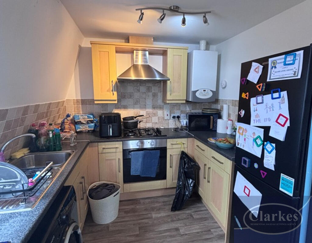 Main image of property: Flat 10, 501 Wimborne Road, Winton, Bournemouth, Dorset