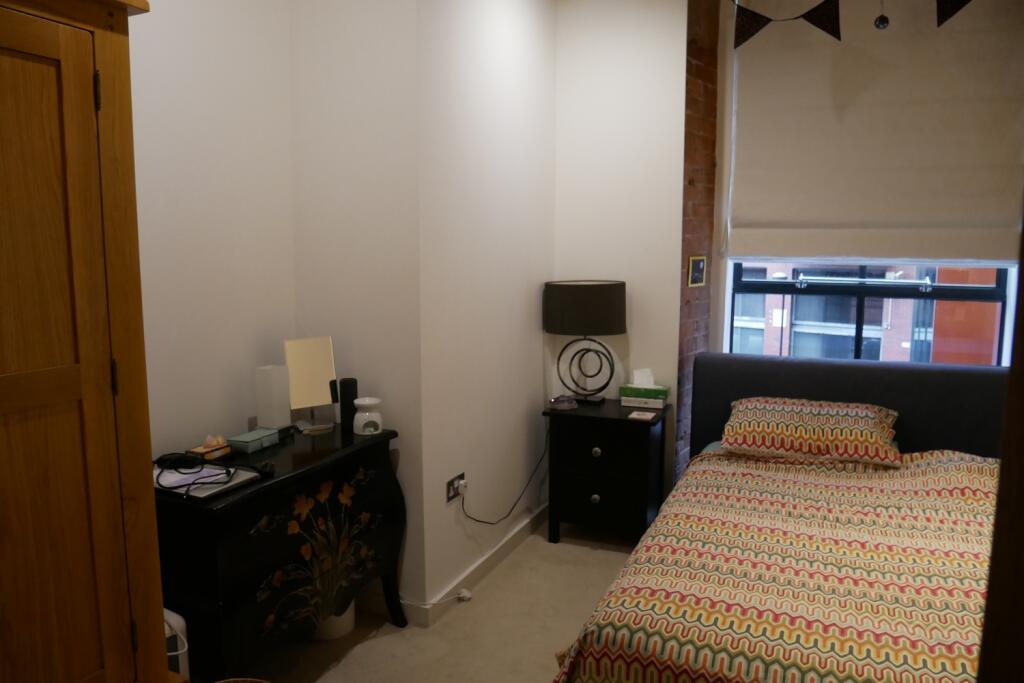Apartment in Leeds - View 5