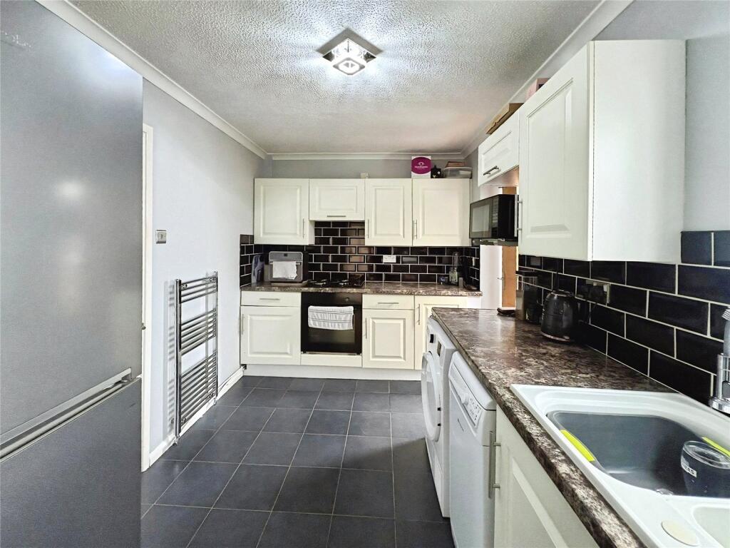 Woodbury Road, Chatham, Kent, ME5 photo 3