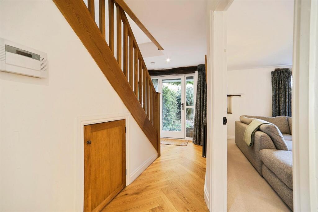 House in Bradford, Keighley - More