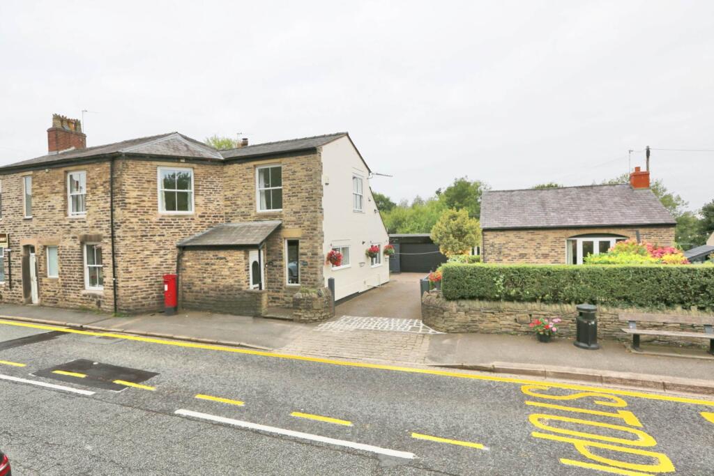 4-bed house on Wellington Road, Bollington, £690,000