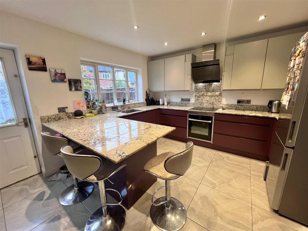 House in Salisbury - View 3